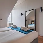 8 Building 403 T2 - River & Garden View Lisboa